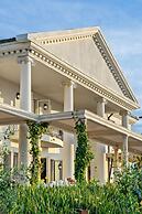 The Bay Crest Manor Views Pool Beach