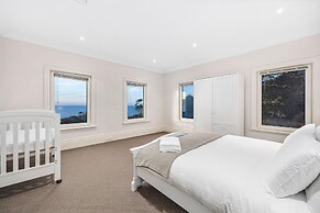 The Bay Crest Manor Views Pool Beach