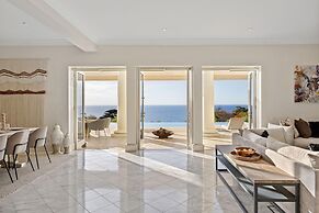 The Bay Crest Manor Views Pool Beach