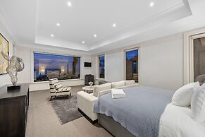 The Bay Crest Manor Views Pool Beach