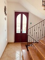 B&B MARINA SLEEP AND SHIP