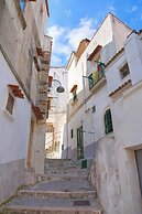 B&B MARINA SLEEP AND SHIP