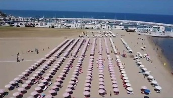 B&B MARINA SLEEP AND SHIP