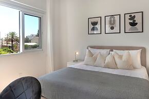 Phaedrus Living: City Breeze Residences Urbanity