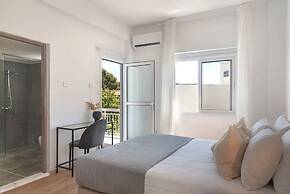 Phaedrus Living: City Breeze Residences Urbanity