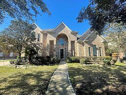 ELUX with heated pool spa