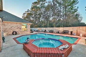 ELUX with heated pool spa