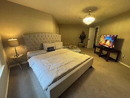 ELUX with heated pool spa