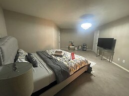 ELUX with heated pool spa