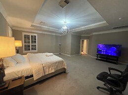 ELUX with heated pool spa