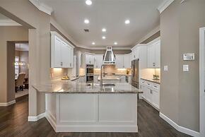 ELUX with heated pool spa