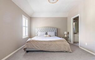 ELUX with heated pool spa