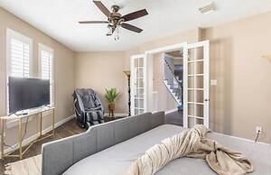 ELUX with heated pool spa