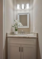 ELUX with heated pool spa