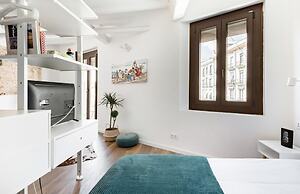 Unik Vacation Circus