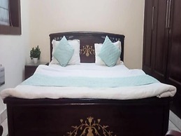 Room in B&B - Home Stay Bed And Break Fast