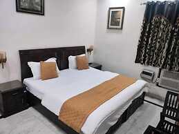 Room in B&B - Home Stay Bed And Break Fast