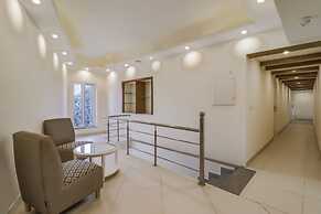 Goroomgo Thee Aura Mussoorie