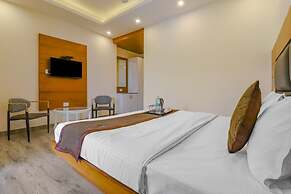 Goroomgo Thee Aura Mussoorie