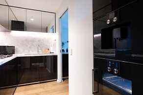 Luxury Melbourne With Albert Park Views