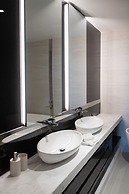 Luxury Melbourne With Albert Park Views