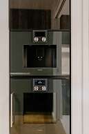 Luxury Melbourne With Albert Park Views