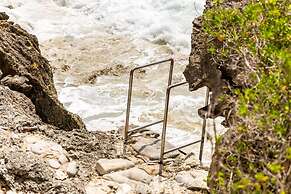 Kas di So o Ocean Front Luxury Villa