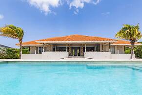 Kas di So o Ocean Front Luxury Villa