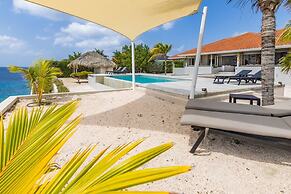 Kas di So o Ocean Front Luxury Villa