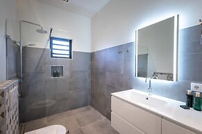 Villa Holiday Dream Sun Sea Serenity