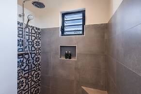 Villa Holiday Dream Sun Sea Serenity