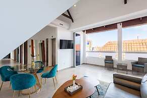 The Handelskade Crown A Historical Penthouse
