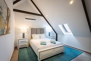 The Handelskade Crown A Historical Penthouse