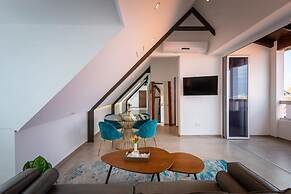 The Handelskade Crown A Historical Penthouse