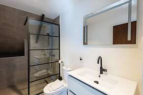 The Handelskade Crown A Historical Penthouse