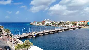 The Handelskade Crown A Historical Penthouse