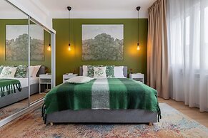 Holt - Out of the Woods