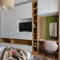 Holt - Out of the Woods