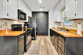 New Cozy Retreat Located 15 Minutes to Waco