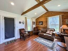 Wagon Wheel Cottage Couples Getaway in the Country