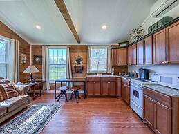 Wagon Wheel Cottage Couples Getaway in the Country