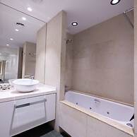 Ampersand - Bright 2-bedroom Apartment