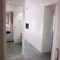 Ampersand - Bright 2-bedroom Apartment