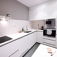 Ampersand - Bright 2-bedroom Apartment