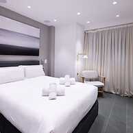 Ampersand - Bright 2-bedroom Apartment