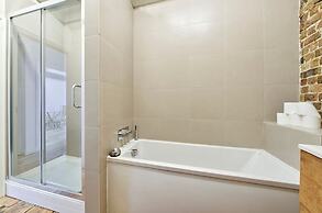 Spacious 1 Bed 1 Bath Southwark