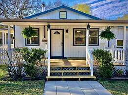 Songbird Haven Cozy Country Getaway