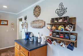 Songbird Haven Cozy Country Getaway