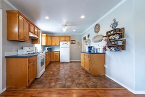 Songbird Haven Cozy Country Getaway
