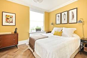 Serene 2 Bed Flat Chiswick Min Monthly Stay